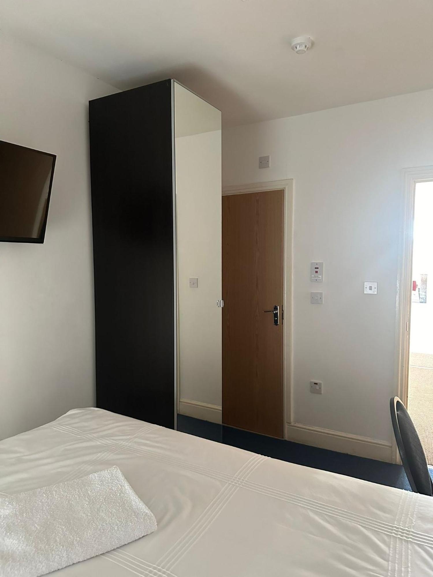 3 Luxury En-Suite Bedrooms كارديف المظهر الخارجي الصورة